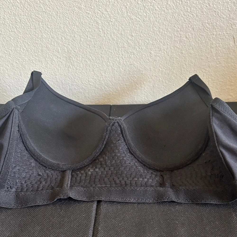 Elegant Silver Embellished Women's Bralette - Picture 4 of 5